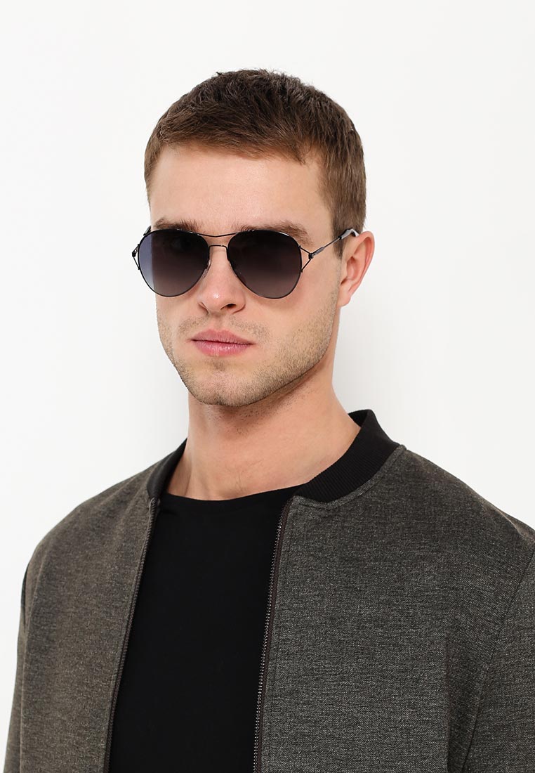 Вайлдберриз очки мужские солнцезащитные. Очки солнцезащитные мужские. Мужчина в солнечных очках. Темные очки мужские. Мужчина в очках от солнца.